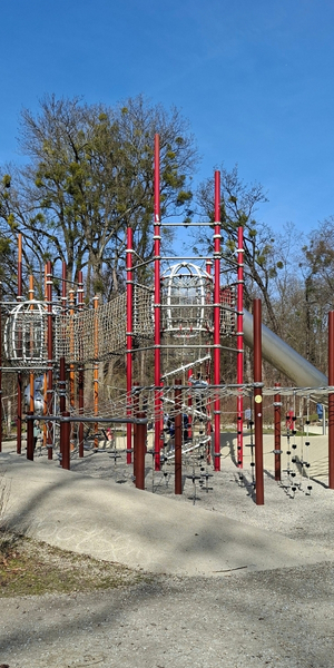 Spielplatz Seidenspinner mitten in München