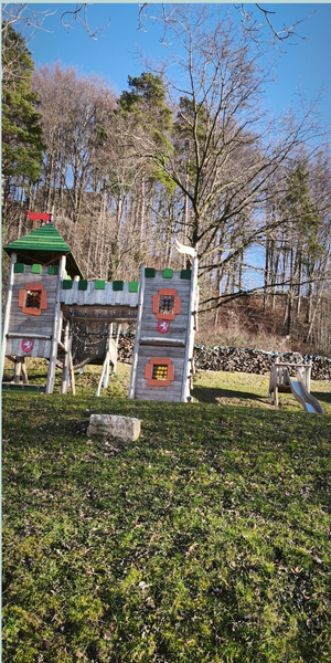 Spielplatz Stauferburg Rechberg