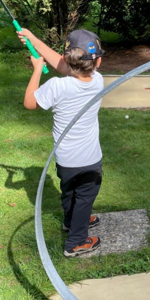 Zum Louis Natur-Minigolf Waldkugelbahn
