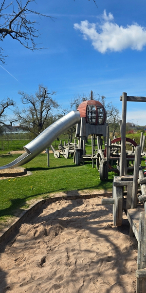 Streuobst Spielplatz