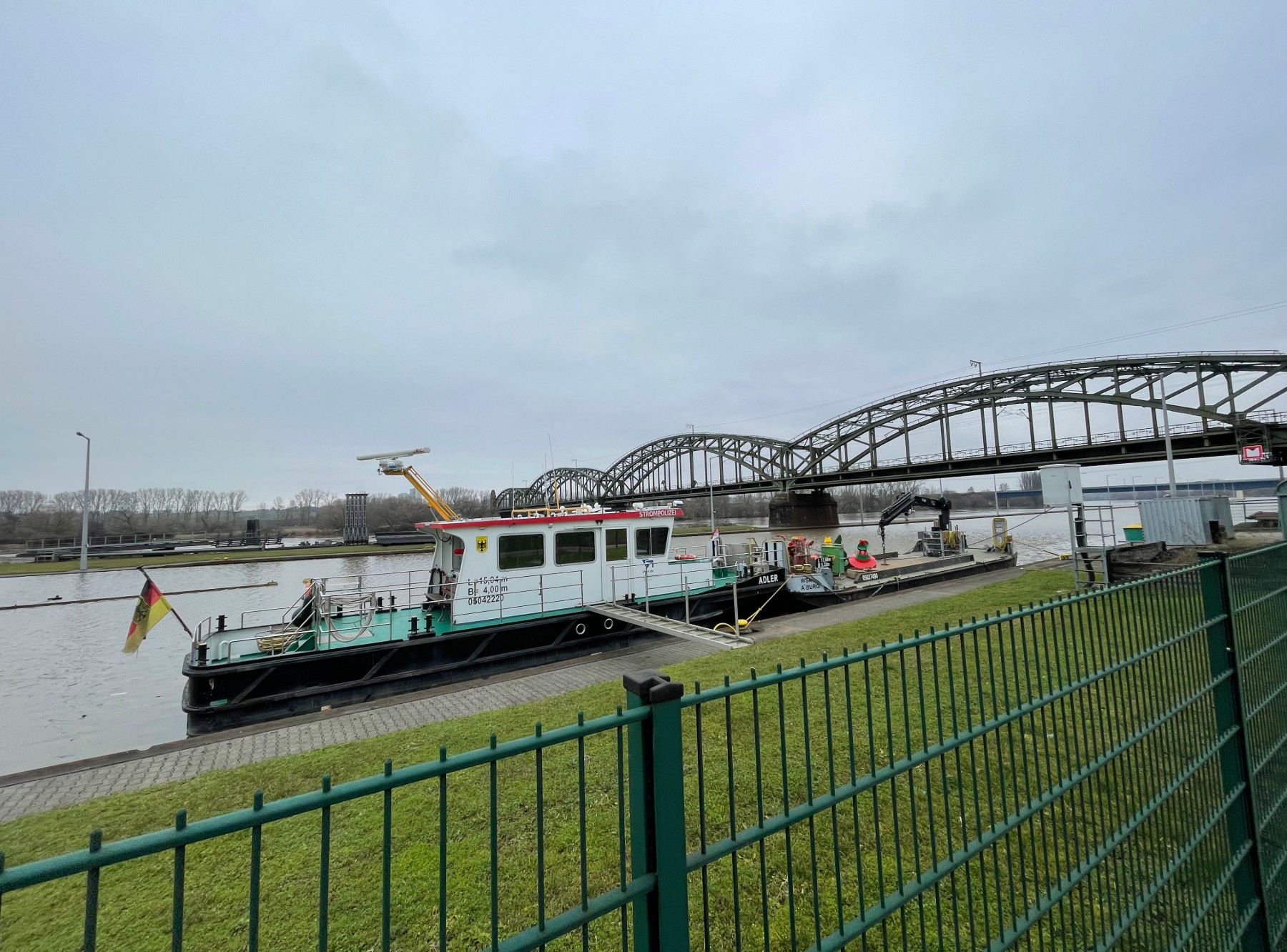 Main Schleuse Kostheim – Ausflug mit Kindern, Foto 3