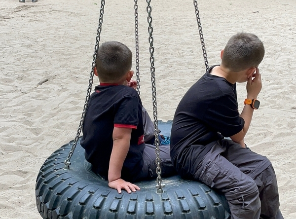 Waldspielplatz Leichtweißhöhle Wiesbaden – Ausflug mit Kindern, Foto 4