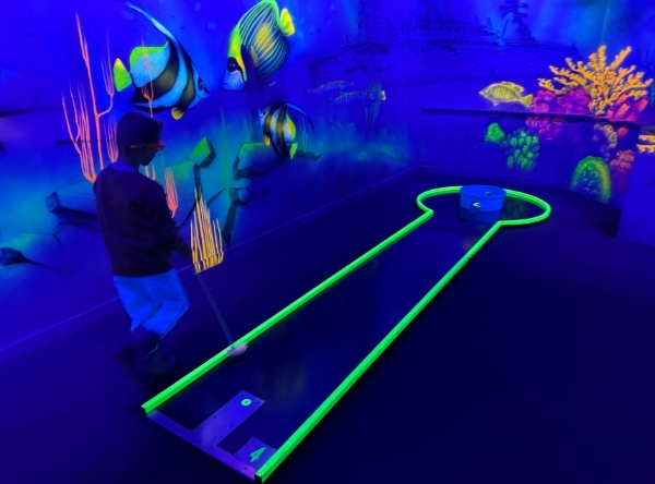 3D Minigolf im ARCADIA in Reutlingen – Ausflug mit Kindern, Foto 9