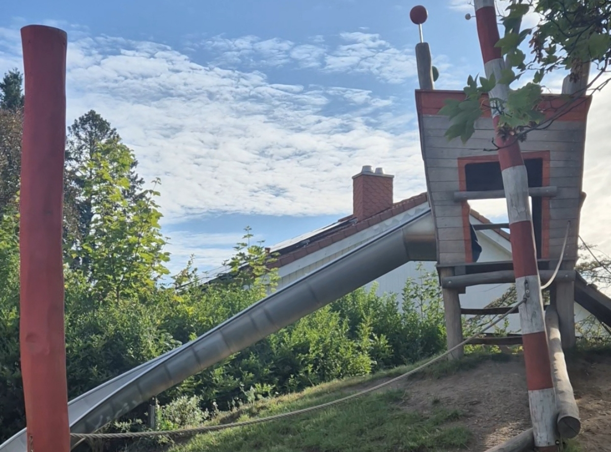 Flughafen Spielplatz in Kelsterbach – Ausflug mit Kindern, Foto 2