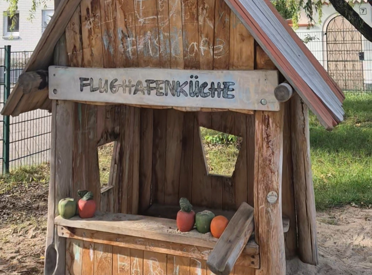 Flughafen Spielplatz in Kelsterbach – Ausflug mit Kindern, Foto 3