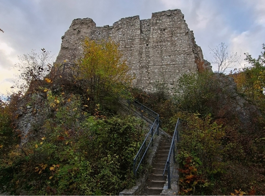Ruine in Blaubeuren mit traumhaftem Ausblick – Ausflug mit Kindern, Foto 7
