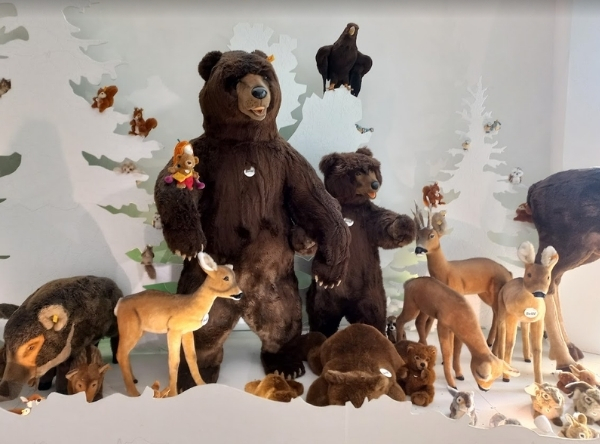 Weltgrößter Stofftierstreichelzoo: Steiff Museum – Ausflug mit Kindern, Foto 9