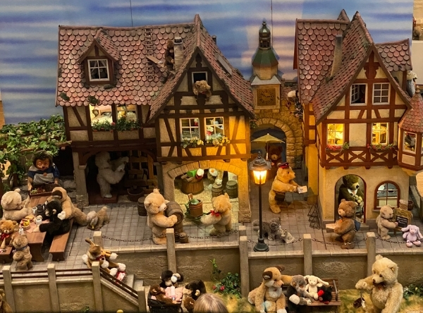 Weltgrößter Stofftierstreichelzoo: Steiff Museum – Ausflug mit Kindern, Foto 2