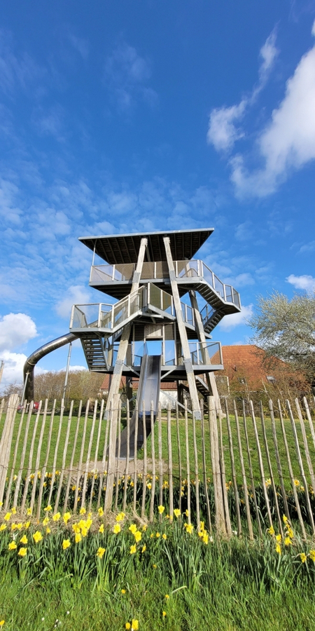 Abenteuerspielplatz Land van Fluwel