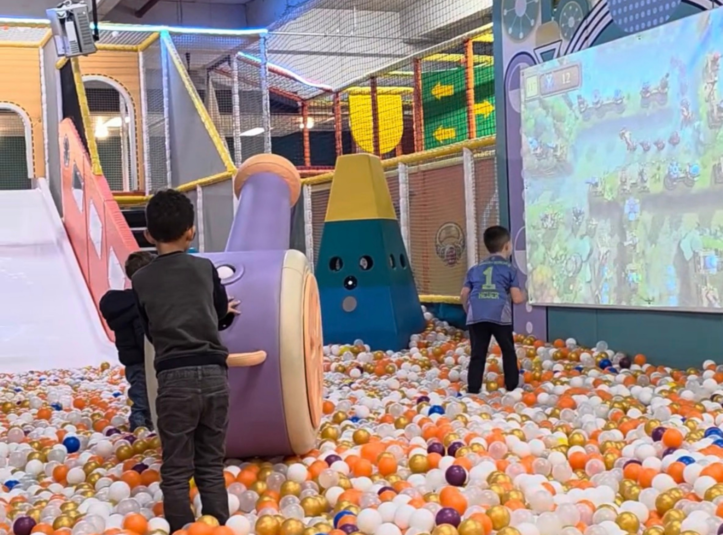 Wollhouse Play Zone Heilbronn – Ausflug mit Kindern, Foto 2