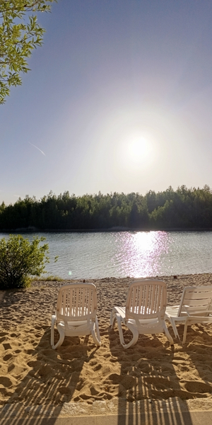 Dünenhäuser am Strand in Großpösna