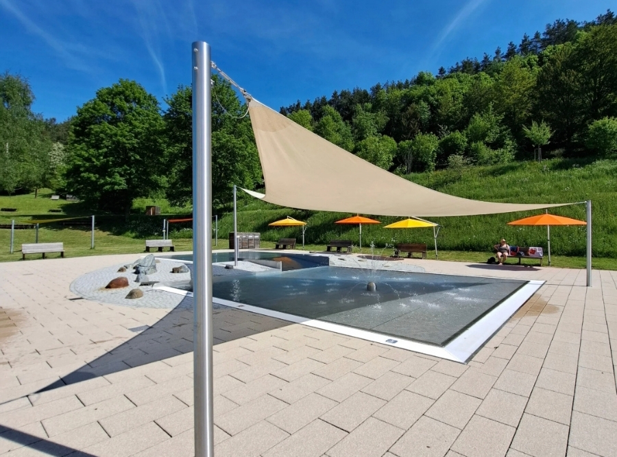 Traumhaftes Freibad auf der Alb – Ausflug mit Kindern, Foto 7
