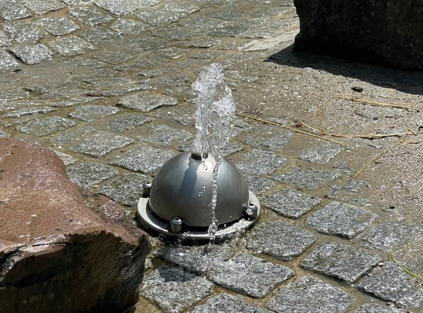 Wasserspielplatz in Wiesbaden-Medenbach – Ausflug mit Kindern, Foto 2