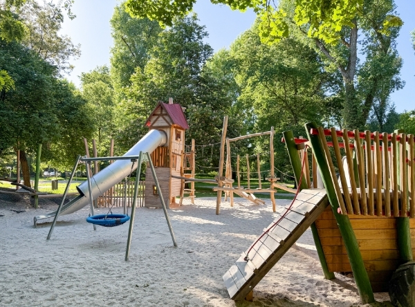 Bauernhof-Spielplatz Schweineweide – Ausflug mit Kindern, Foto 3