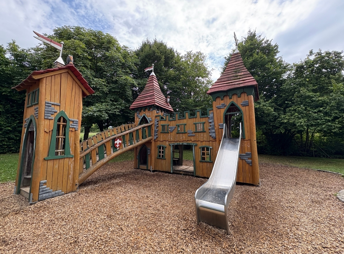 Burgspielplatz Holzgerlingen – Ausflug mit Kindern, Foto 3