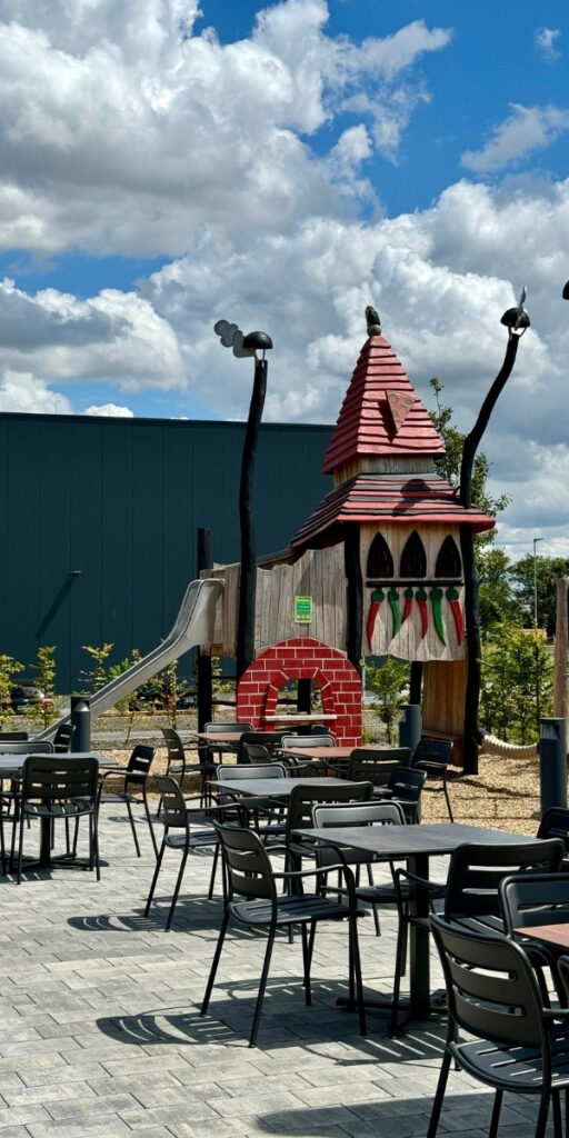 L’Osteria in Rosbach vor der Höhe