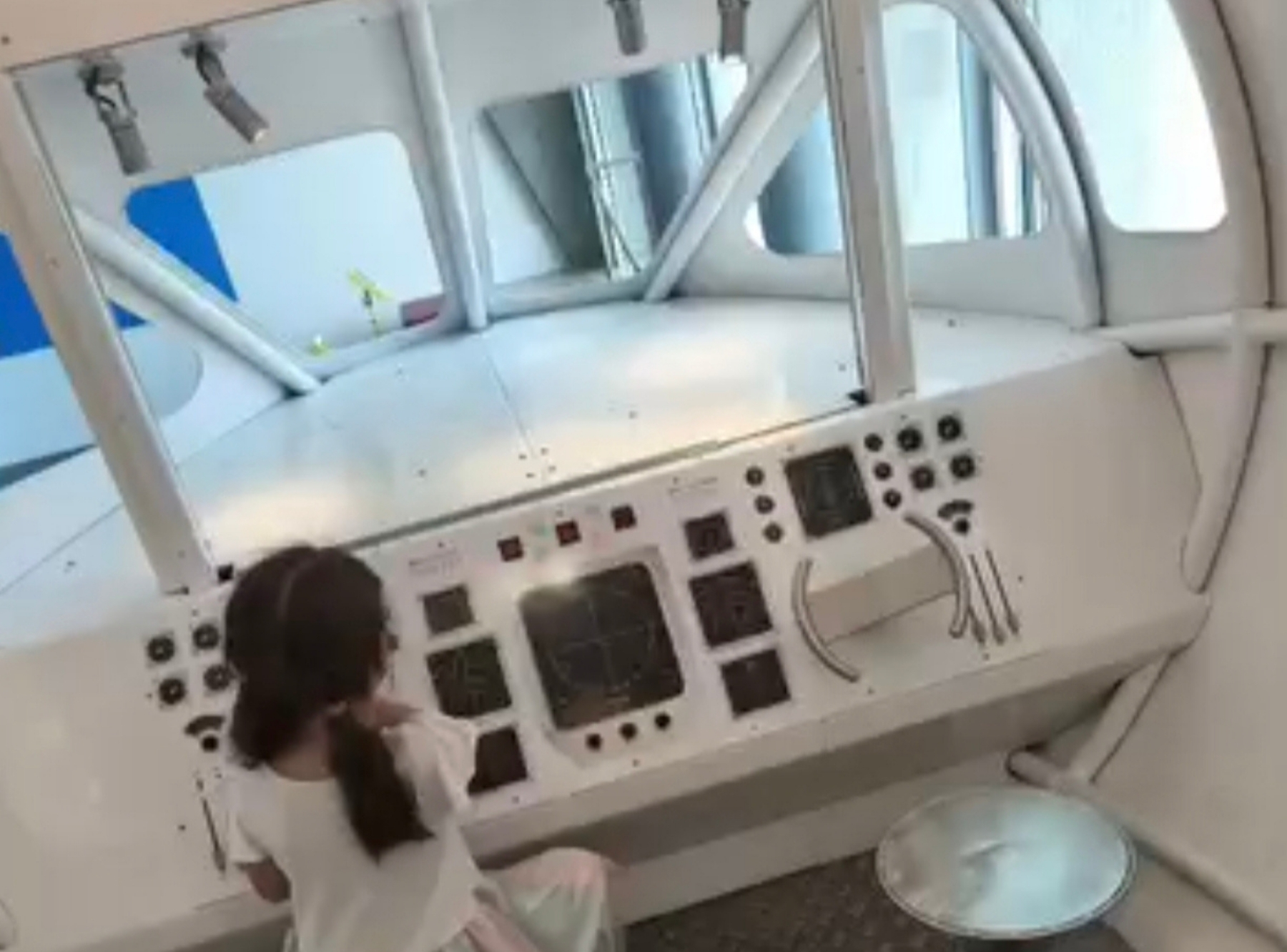 SkyLand im Flughafen Stuttgart – Ausflug mit Kindern, Foto 2