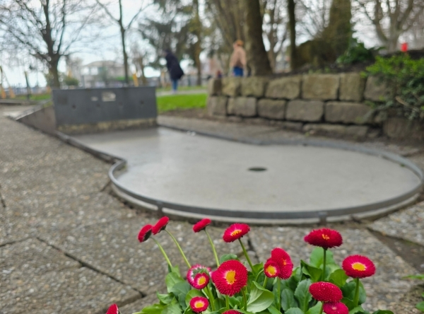 Minigolf Friedrichshafen – Ausflug mit Kindern, Foto 2