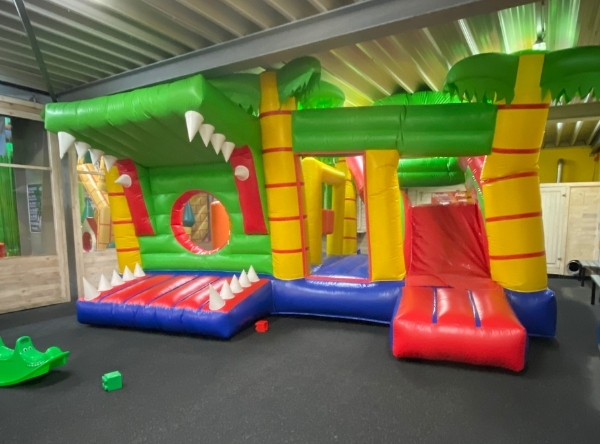 Hüpfburgenland Jump & Fun in Reutlingen – Ausflug mit Kindern, Foto 3