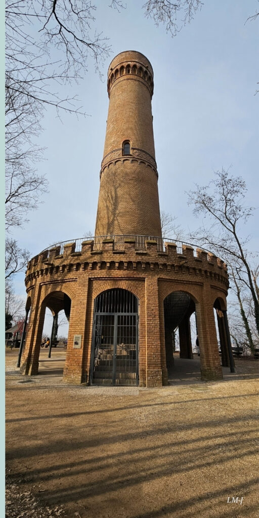 Ludwigsturm via Waldkunstpfad