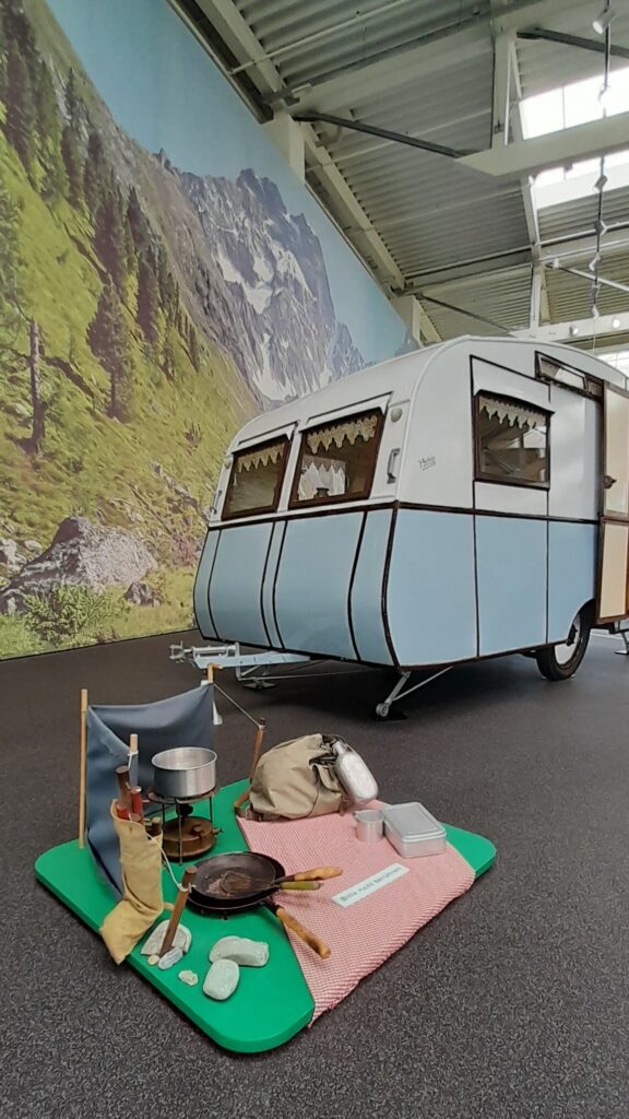 Im Erwin-Hymer-Museum einmal um die Welt