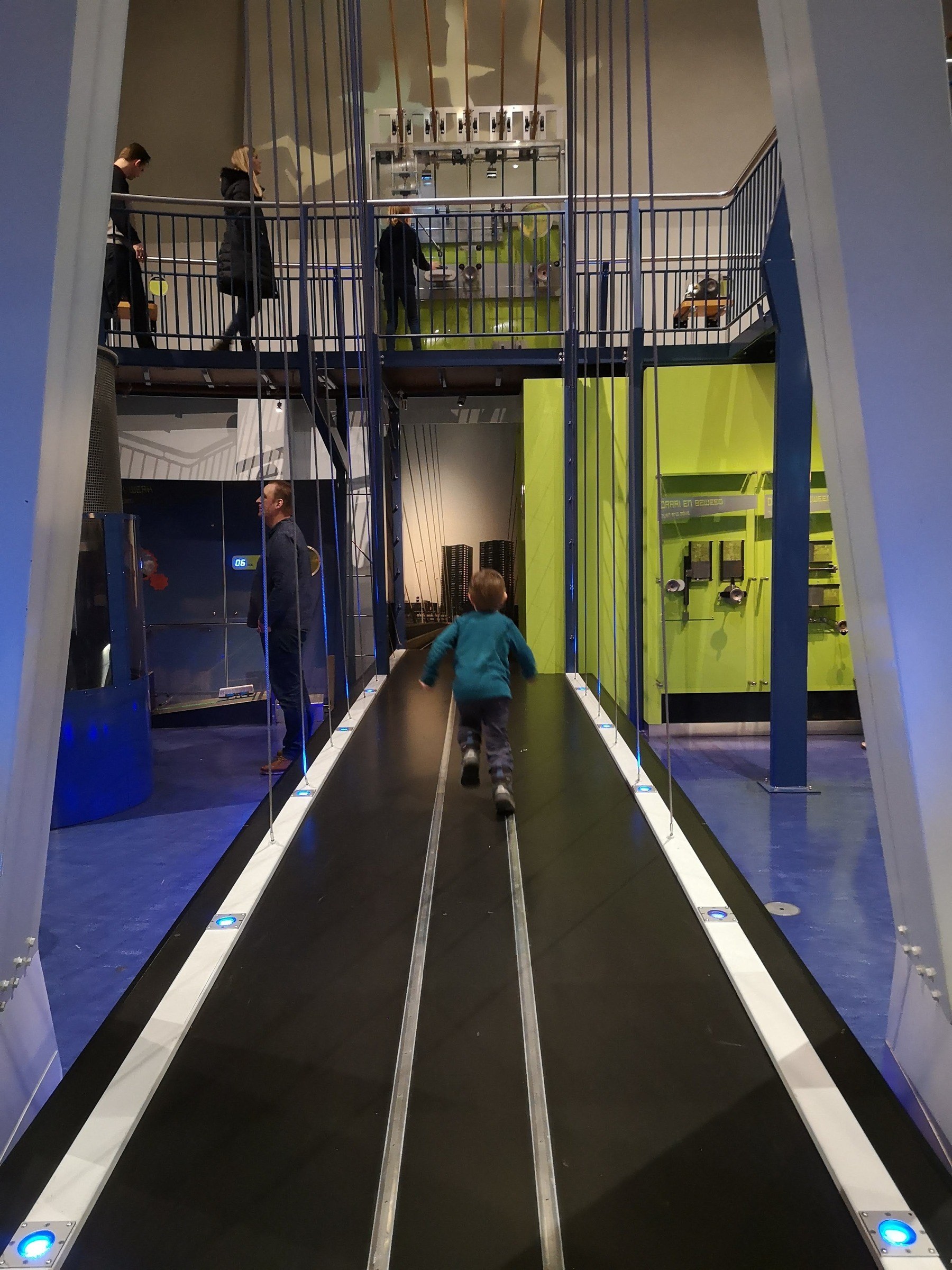 NEMO Science Museum in Amsterdam – Ausflug mit Kindern, Foto 5
