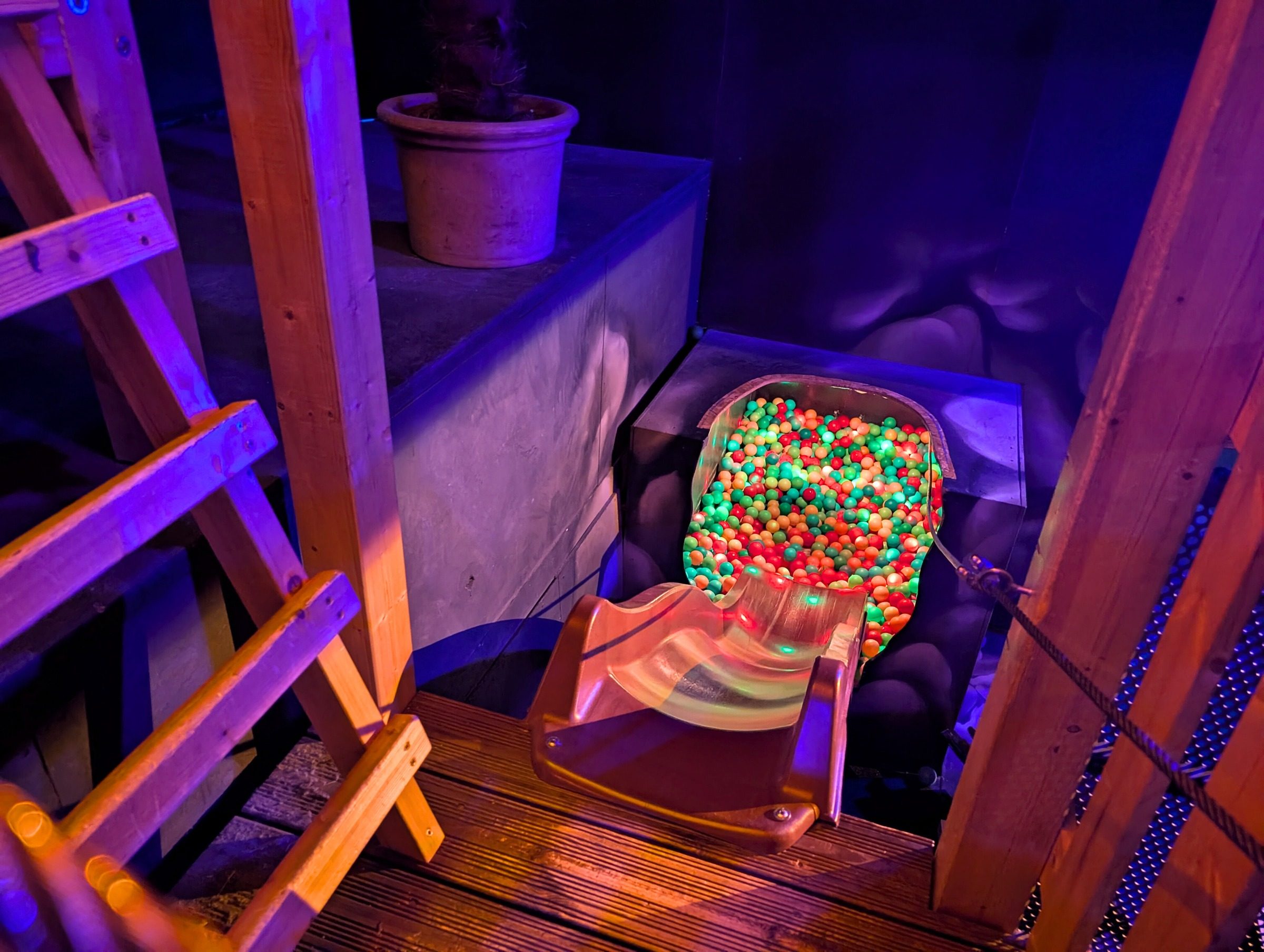 Größter Indoor-Kletterpark in Berlin – Ausflug mit Kindern, Foto 9