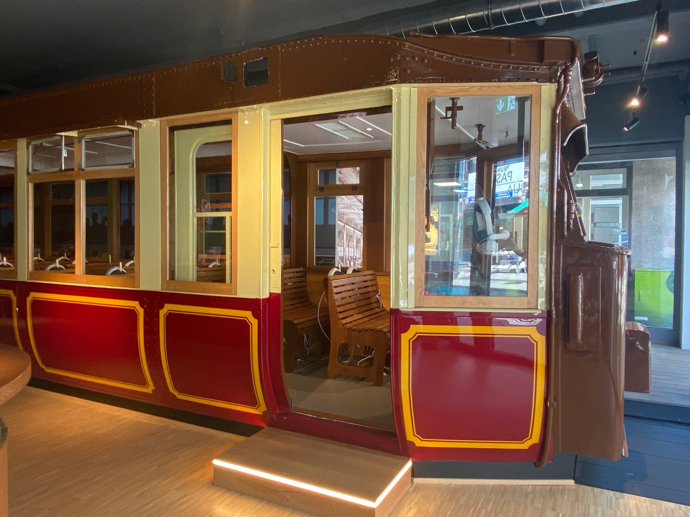 Mit der Schwebebahn zum Schwebodrom – Ausflug mit Kindern, Foto 2