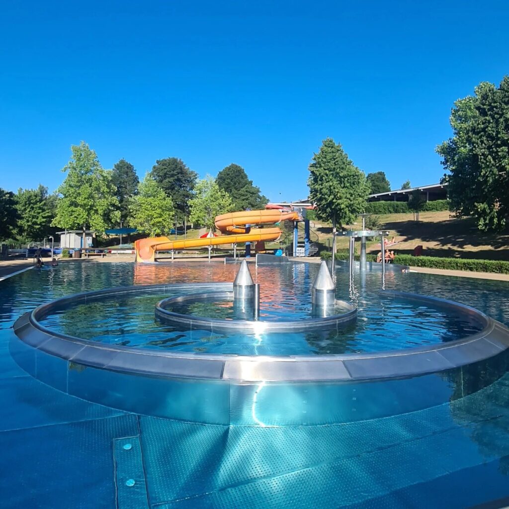 Badespaß im Ehinger Freibad