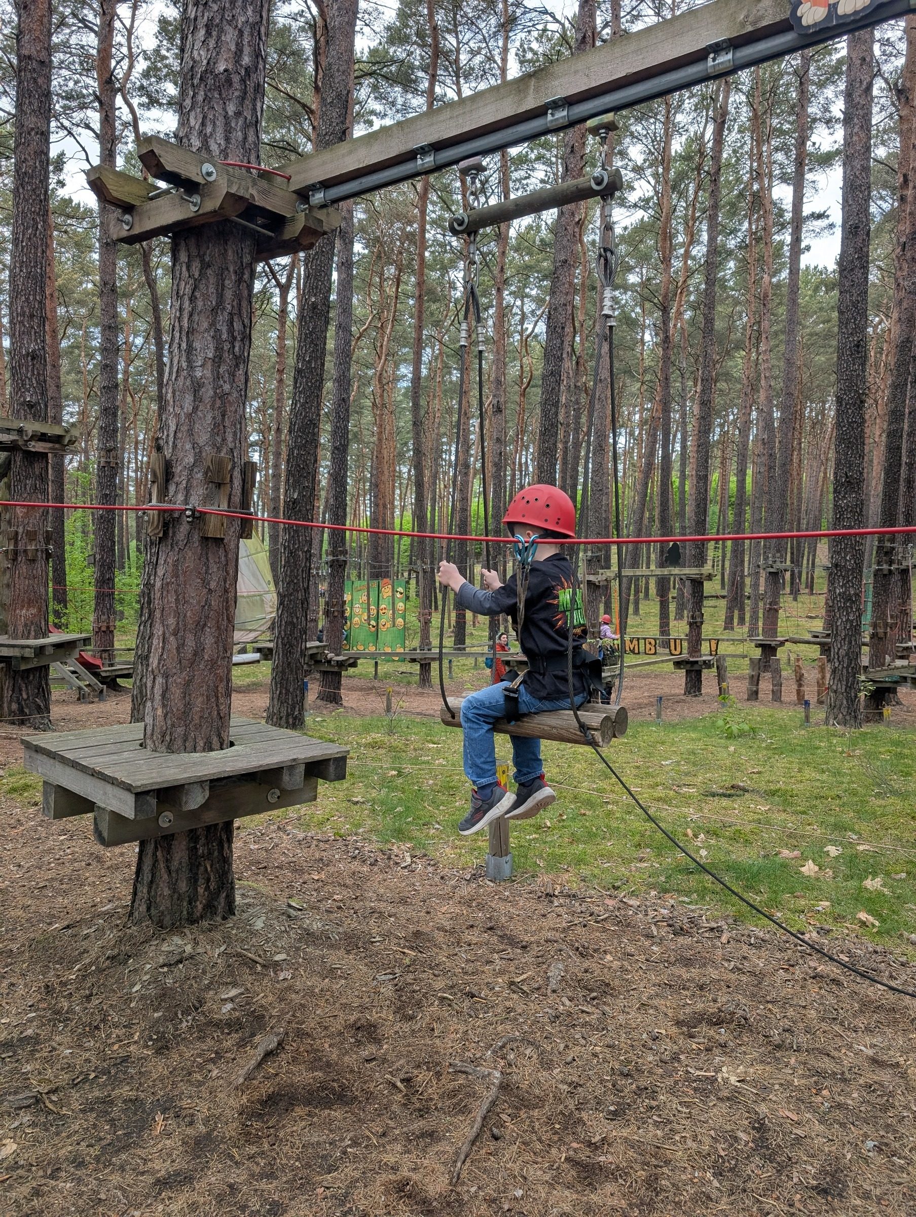 CLIMB UP! – Kletterwald in Klaistow für Groß & Klein – Ausflug mit Kindern, Foto 5