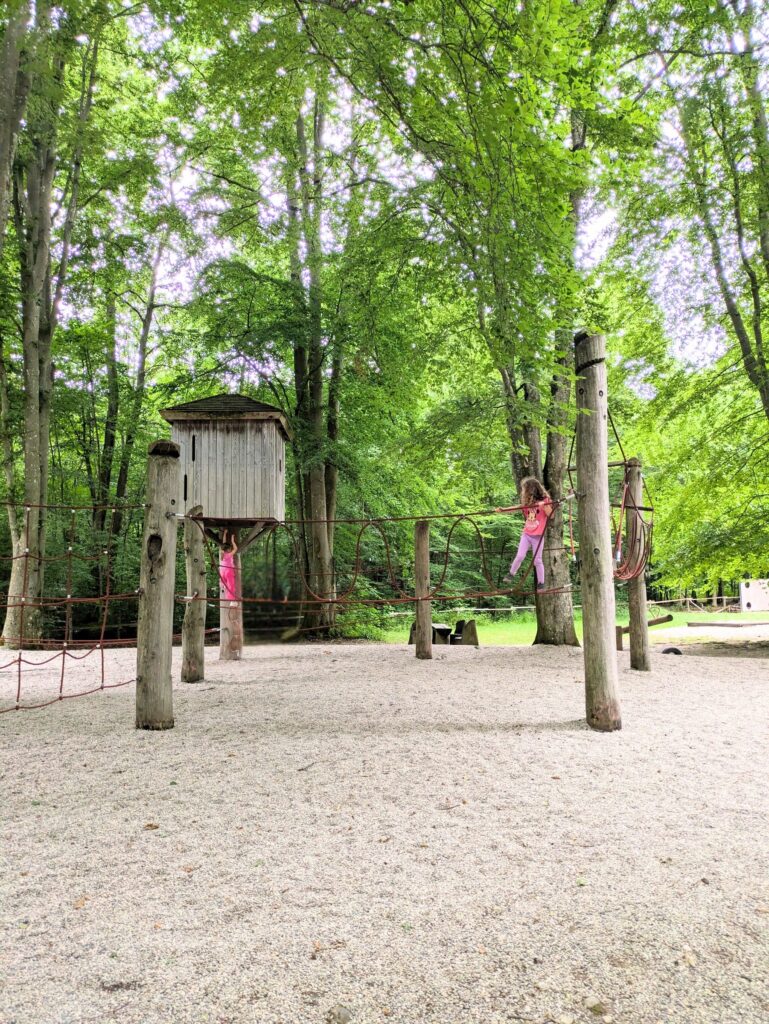 Waldspielplatz in Zorneding