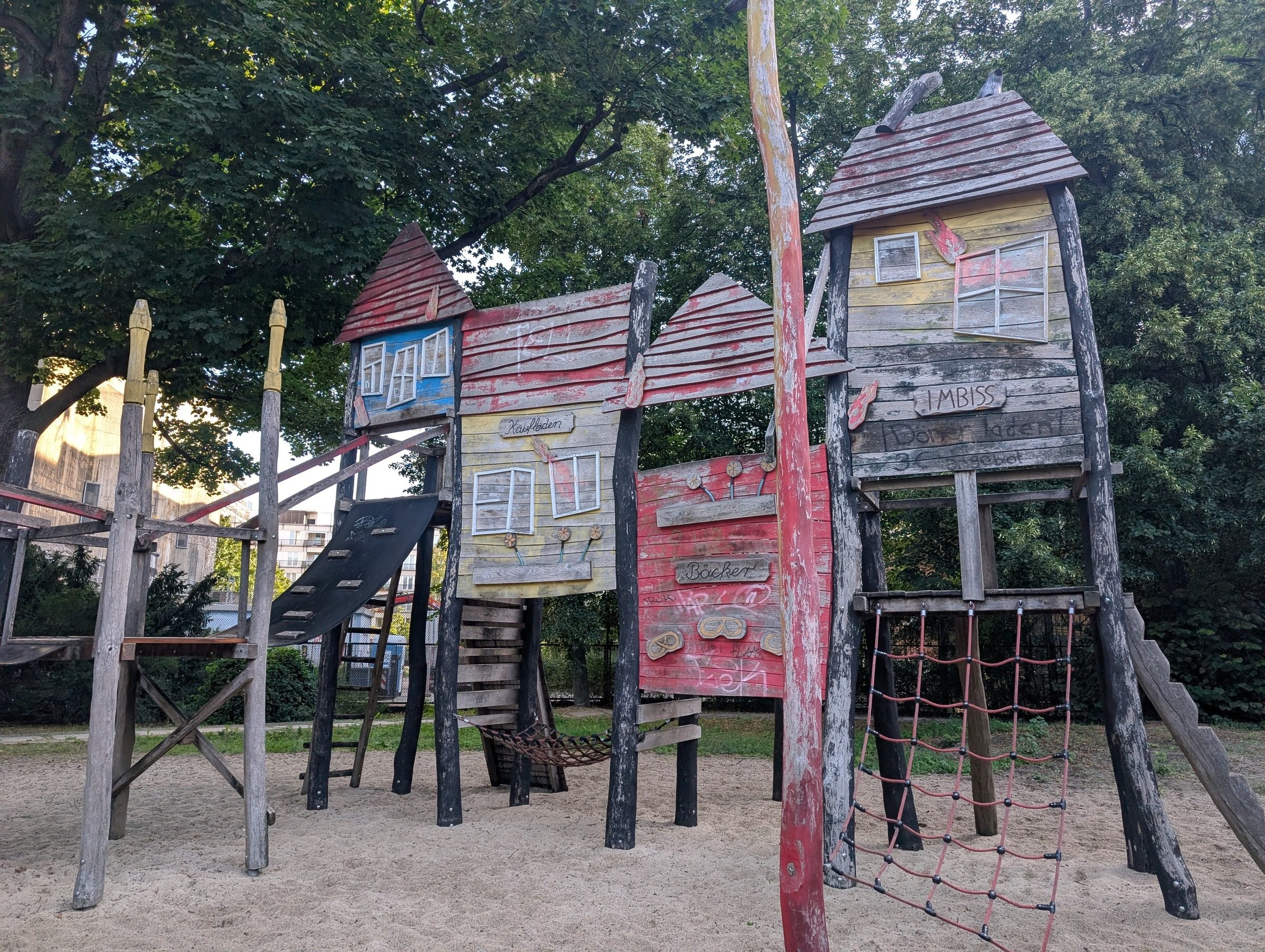 Feuerwehr Spielplatz Berlin Schöneberg – Ausflug mit Kindern, Foto 4