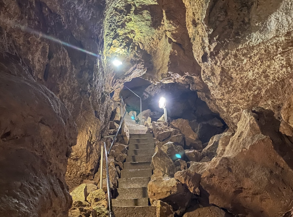 Ab in die Tiefenhöhle nach Laichingen – Ausflug mit Kindern, Foto 2