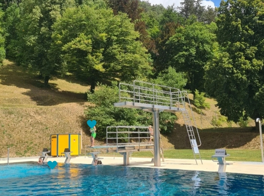 Badespaß im Blautal in Blaubeuren – Ausflug mit Kindern, Foto 3