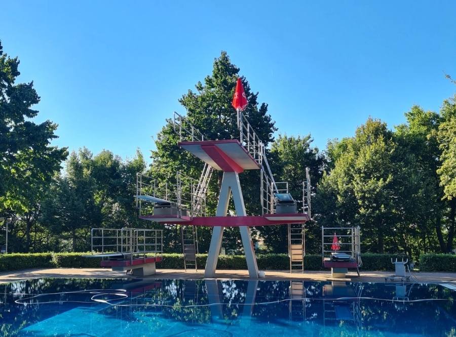 Badespaß im Ehinger Freibad – Ausflug mit Kindern, Foto 9