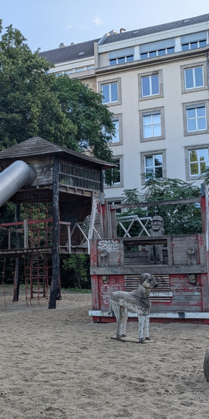 Feuerwehr Spielplatz Berlin Schöneberg