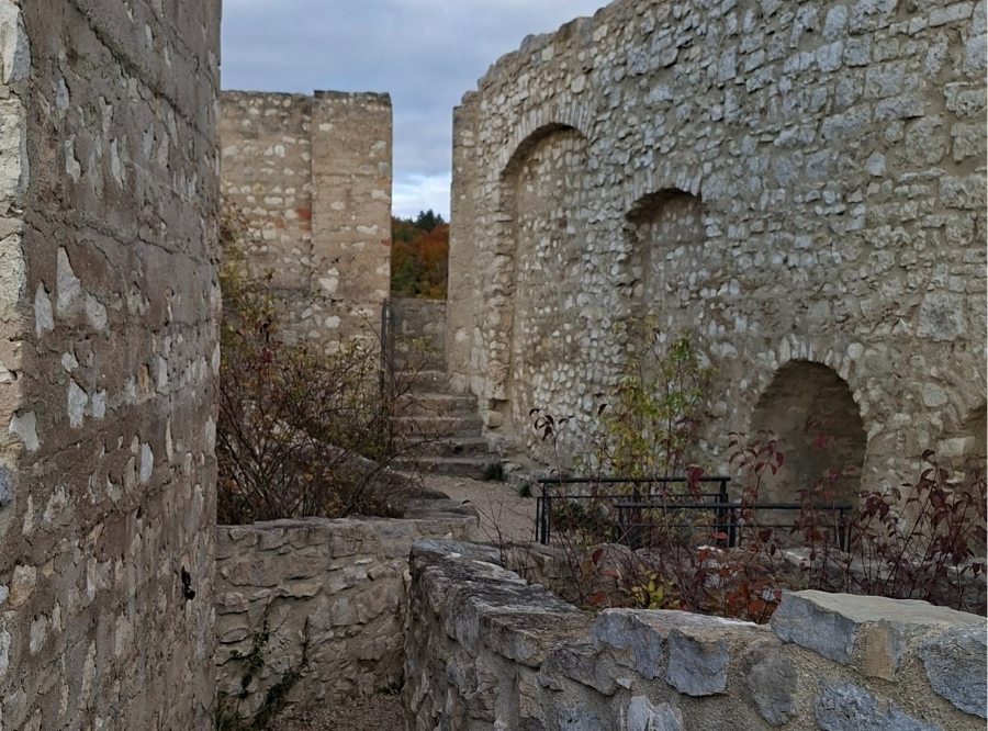 Ruine in Blaubeuren mit traumhaftem Ausblick – Ausflug mit Kindern, Foto 2