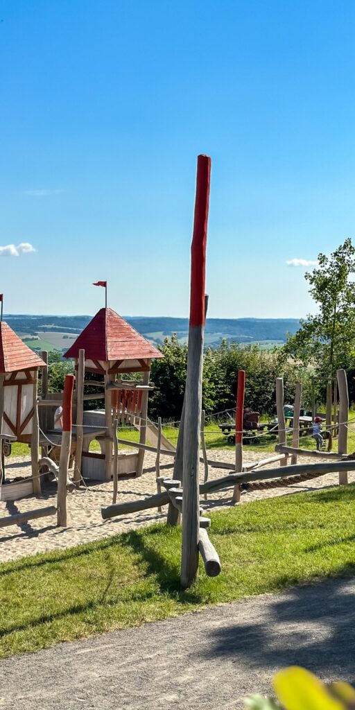 Kinderspielplatz Burg Steinsberg
