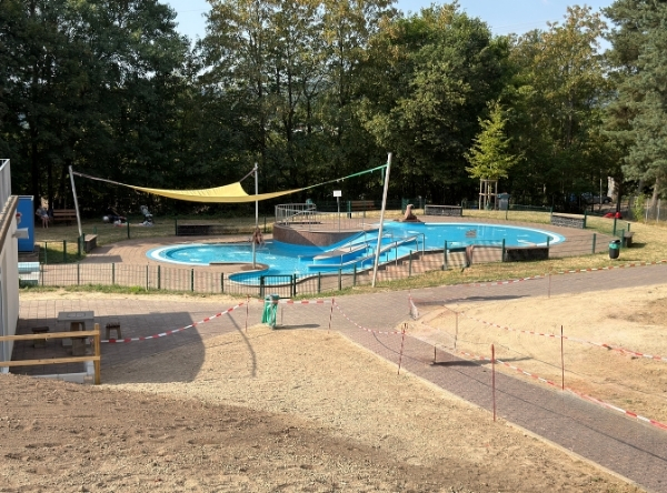 Waldschwimmbad Niedernhausen – Ausflug mit Kindern, Foto 2
