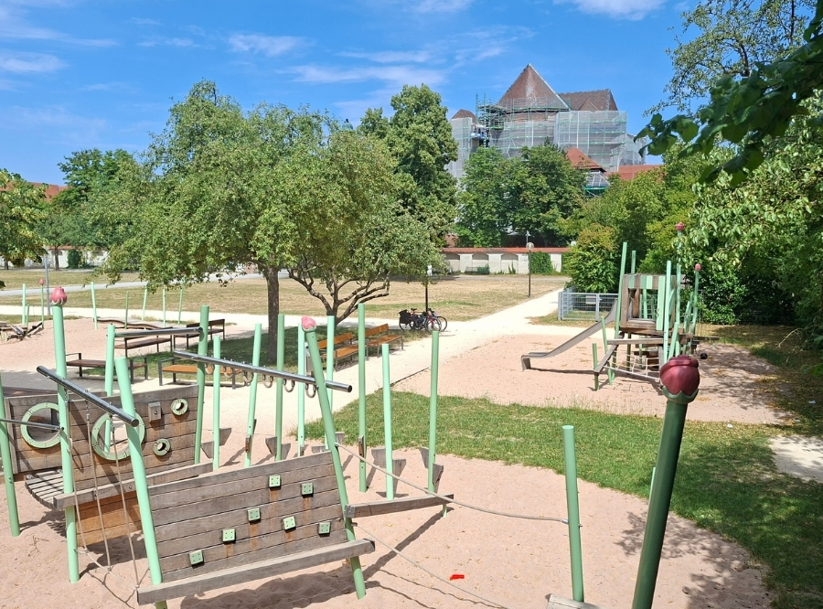Spielen im Lustgarten in Ulm – Ausflug mit Kindern, Foto 5