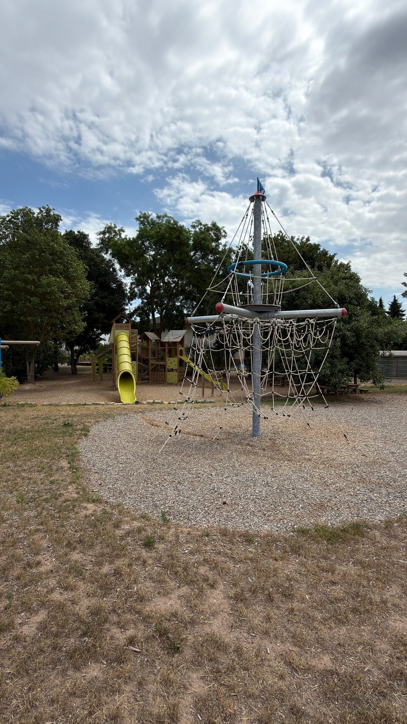 Spielplatz an der Nahe in Grolsheim – Ausflug mit Kindern, Foto 7
