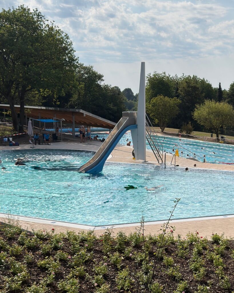 Waldschwimmbad Niedernhausen