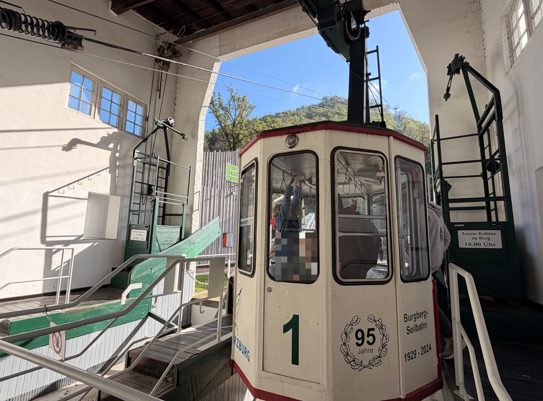 Burgberg-Seilbahn in Bad Harzburg – Ausflug mit Kindern, Foto 2